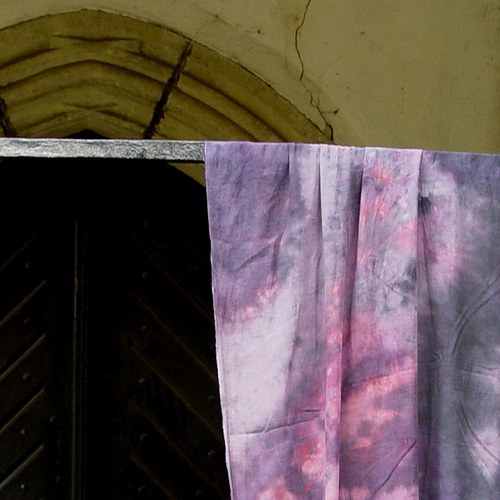 Ručně barvený šál BAR NON STOP — foto 3