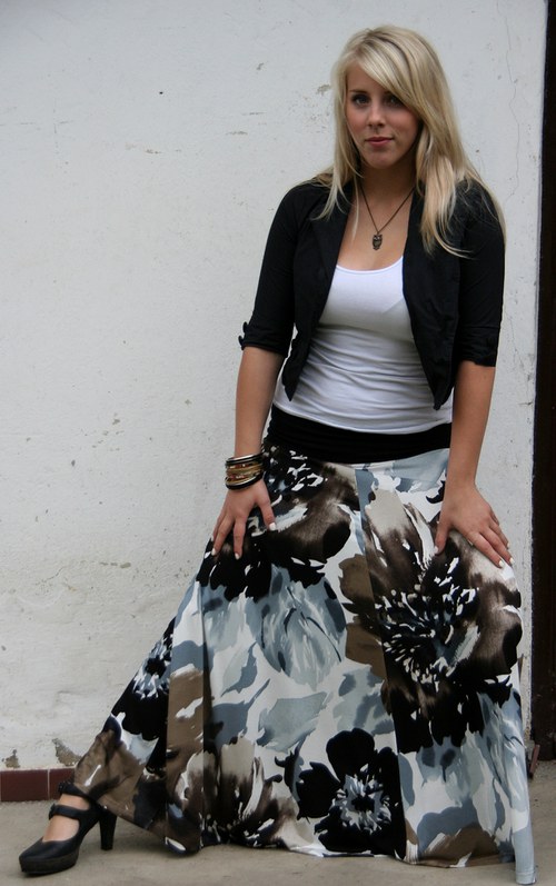 Sukně s květy — foto 6