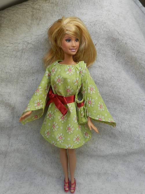 Šatičky pro Barbie — foto 3