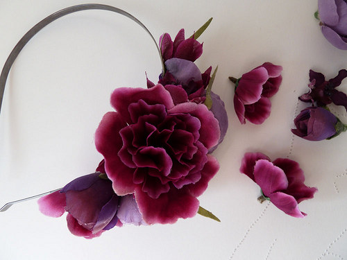 Čelenka Lilac-Bordó — foto 2