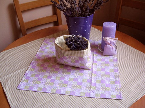 Fialový patchwork na zelené kostičce... — foto 5