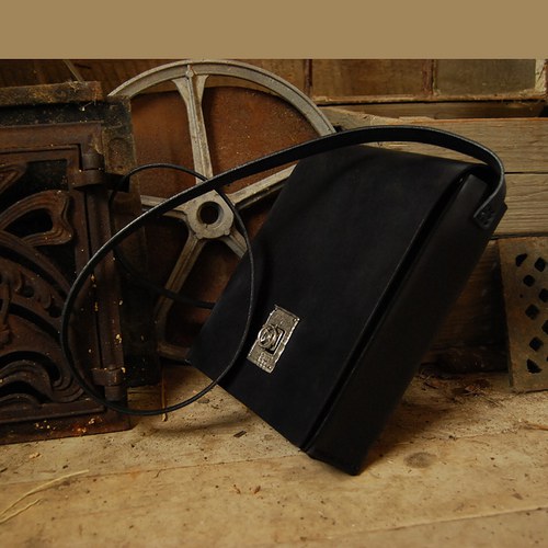 Kabelka TREZOR — foto 2
