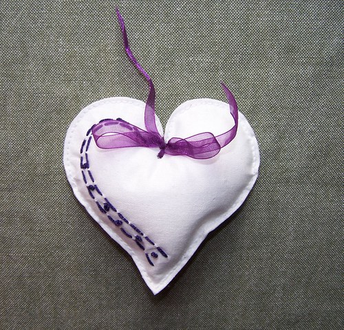 Srdíčko 2x 8 cm a 9cm s mašlí (sada 3ks) — foto 3