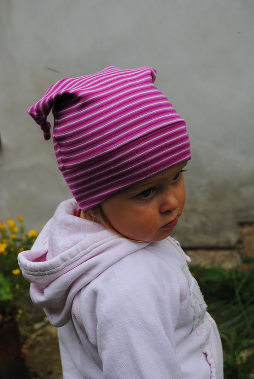 Dětská čepice - lila, 1-2 roky — foto 2