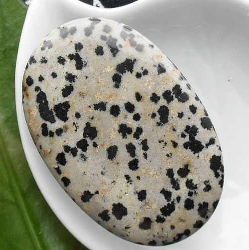 Jaspis dalmatin 44x30x4 — foto 2