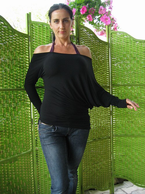 Křivé tričko — foto 2