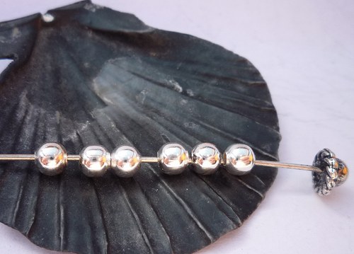 Stříbrné kuličky 20 ks, 4 mm — foto 2