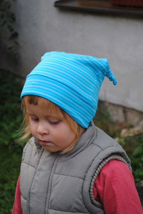 Dětská čepice - modrá , vel. 2roky — foto 4