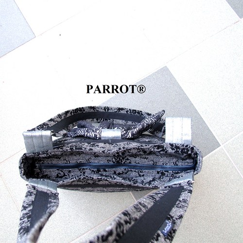 Podzimní kabelka LADY SILVER - PARROT® — foto 5