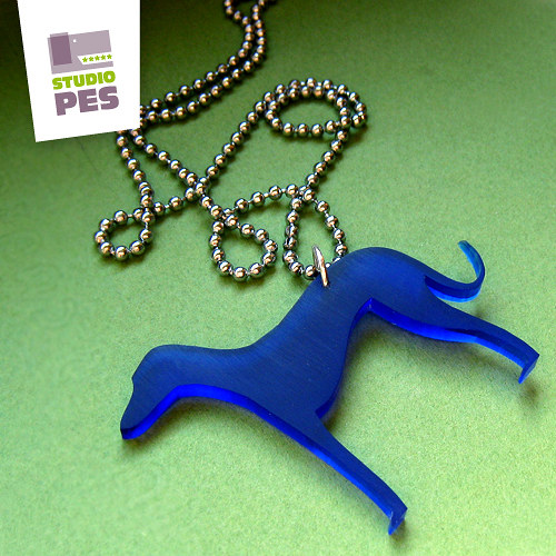 NÁHRDELNÍK greyhound III — foto 3