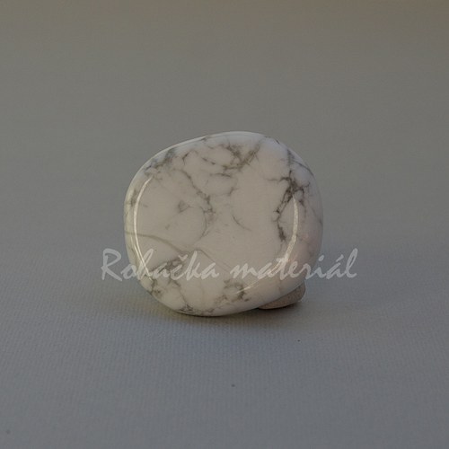 Magnezit (Howlit) — foto 2