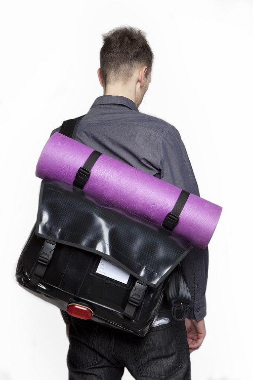 Walker Madison - PLAYBAG — foto 5