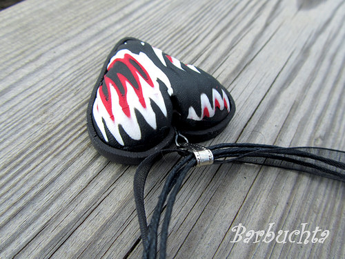 Náhrdelník srdce BLACK & WHITE & RED — foto 3