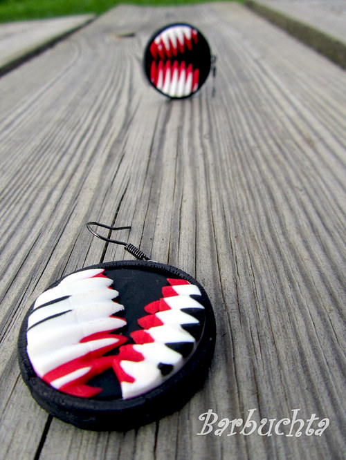 Náušnice BLACK & WHITE & RED — foto 2