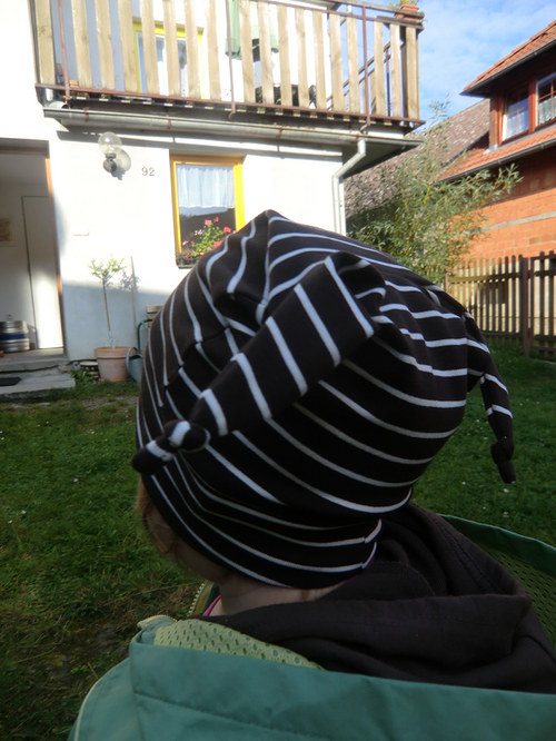 Dětská čepice hnědá, 1 až 2 let — foto 2