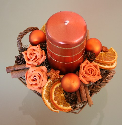 Vánoční svícen oranžovohnědý — foto 2