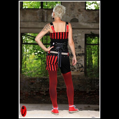 Black/stripes (šortky vel. M - L) — foto 5