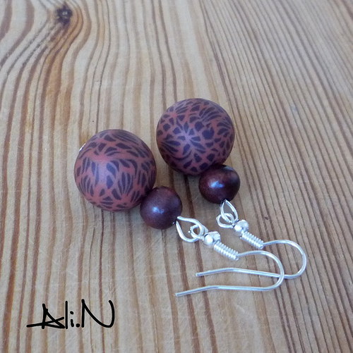 Hnědé pihaté náušnice — foto 2