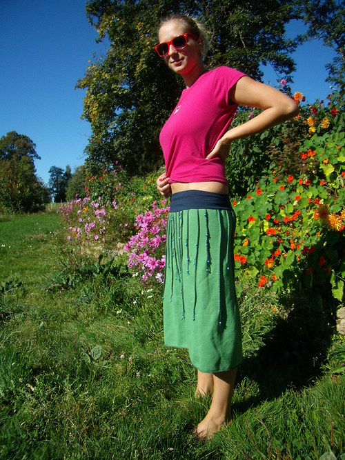 Sukýnka úpletová zelená — foto 2