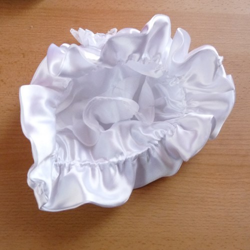 Saténová pompadurka — foto 3
