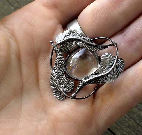 ...čarodějčin amulet — foto 4