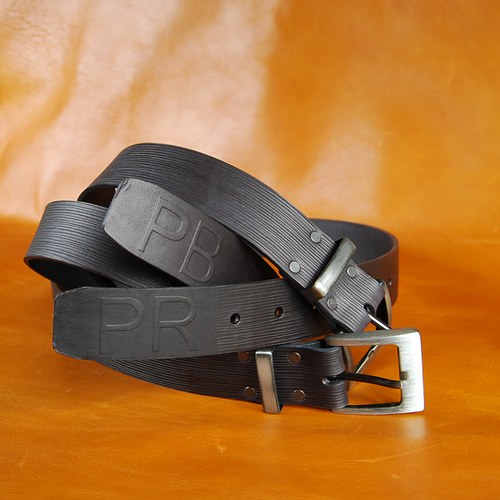 Černý opasek P B — foto 2