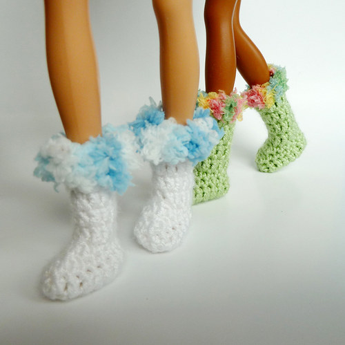 Bílé sněhule pro Barbie — foto 2