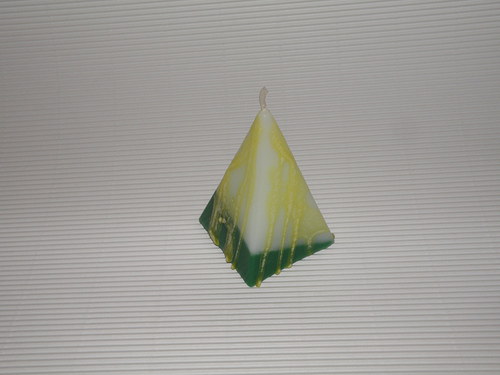Svíčka polévaná zeleno-bilá — foto 2