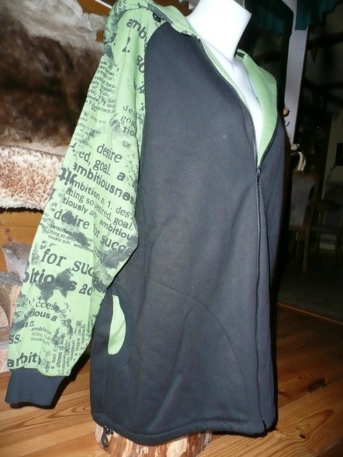 Mikina — foto 4