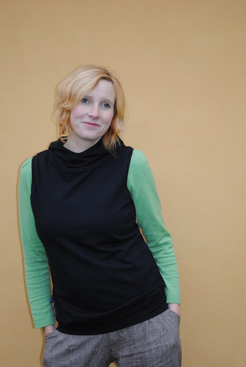 Vesta s kapucou pro Akrystofova — foto 3
