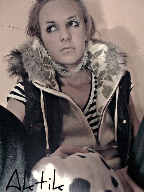 Devils FEATHERS — foto 2