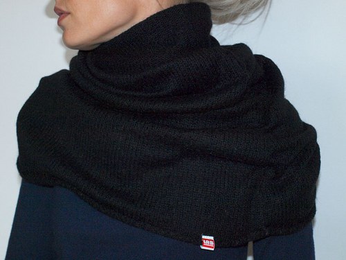 Neck-on hrubý s rolákem — foto 2