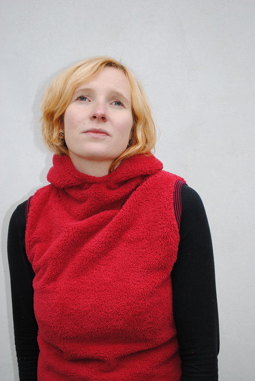 Vesta s kapucou pro Akrystofova — foto 6