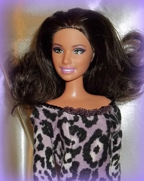 Fialové šaty pro Barbie — foto 5