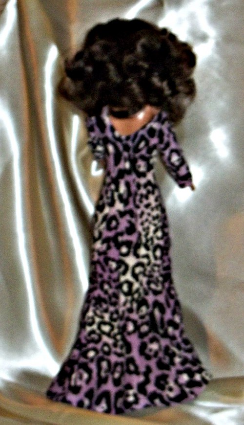 Fialové šaty pro Barbie — foto 6