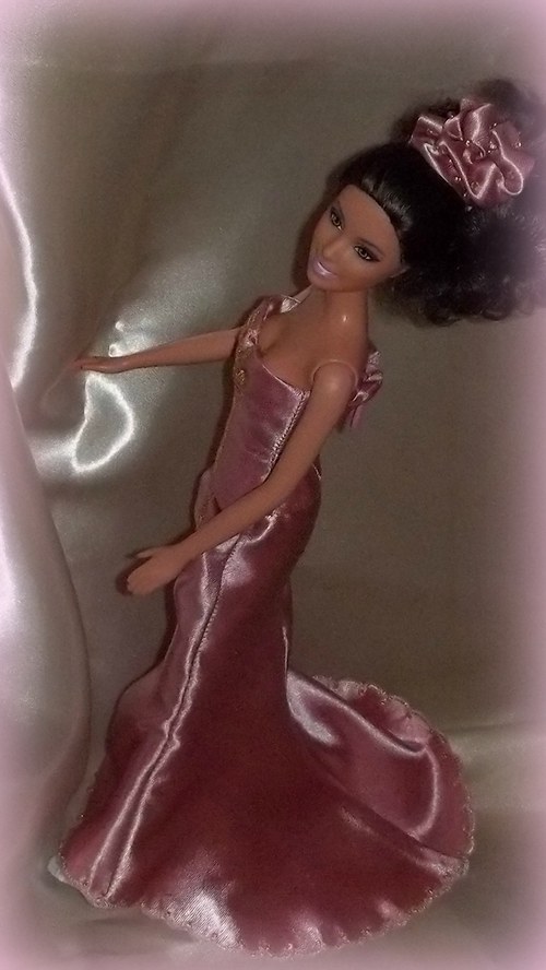SLEVA !! Růžové šaty pro Barbie — foto 5