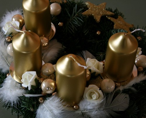 Adventní věneček krémovozlatý II. — foto 5