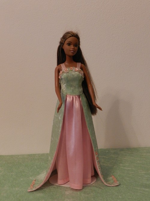 Šatičky pro Barbie — foto 2