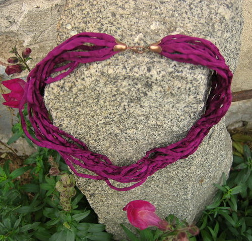 Červenofialová — foto 2
