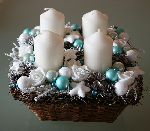 Adventní svícen tyrkysovobílý - na přání — foto 5