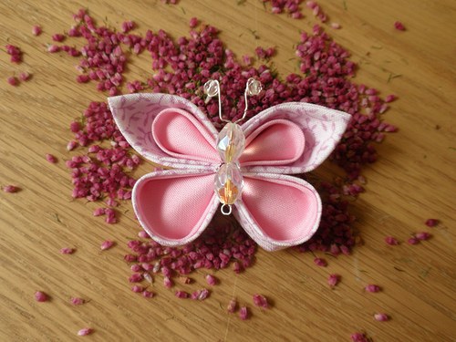 Romanticky růžový kanzashi motýlek — foto 2