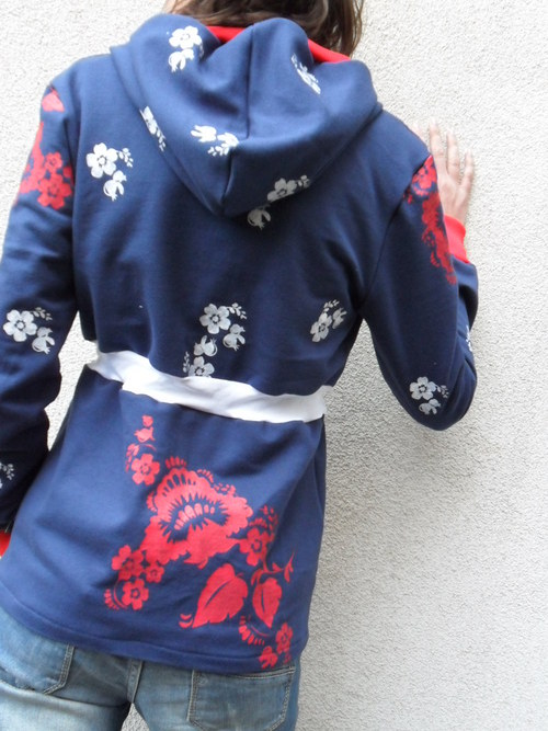 Mikina — foto 3
