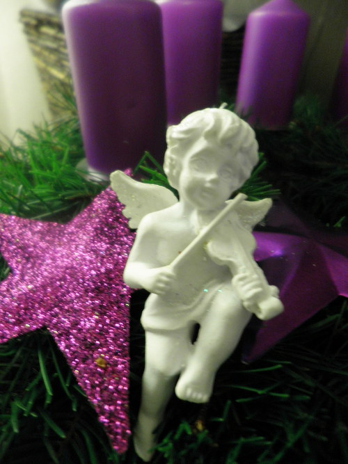 Adventní věnec s andělíčkem — foto 2