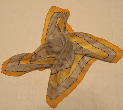 Béž-oranž šátek 55 x 55 — foto 4
