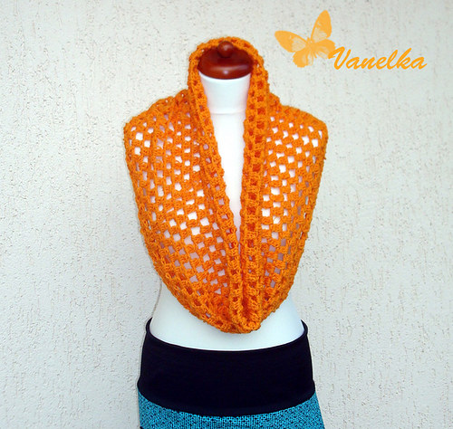 Orange caress - háčkovaný nákrčník — foto 2