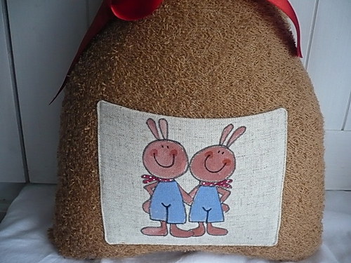 Medvědí polštář — foto 3