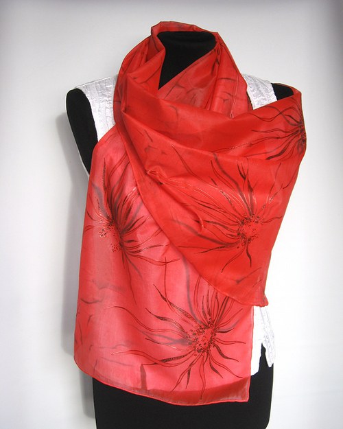 EVEMODE - hedvábný šál"Red flower" — foto 2