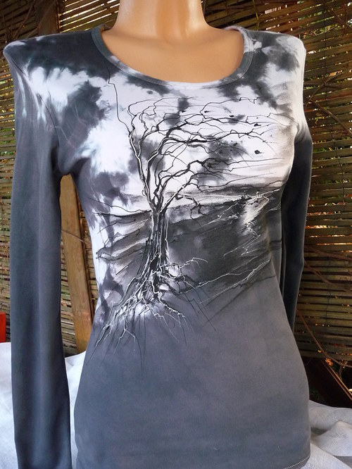 Triko ,gothic styl. — foto 4