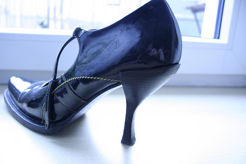 Krásné vintage PRADA koženné botičky — foto 2