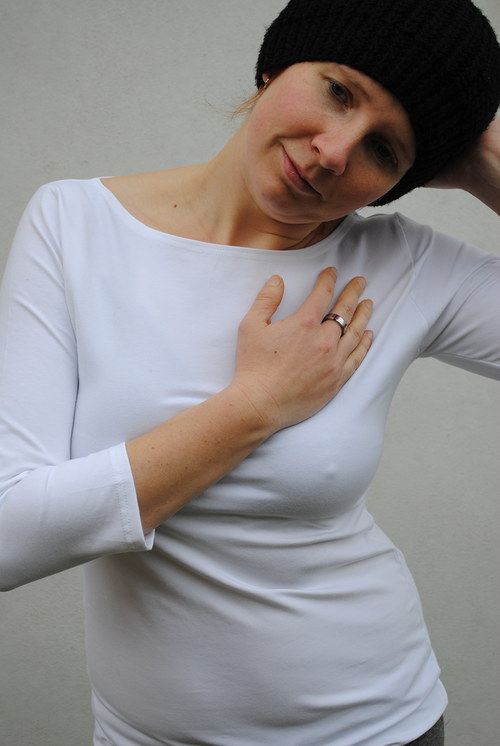 Bílé pohlazení vel. M — foto 3